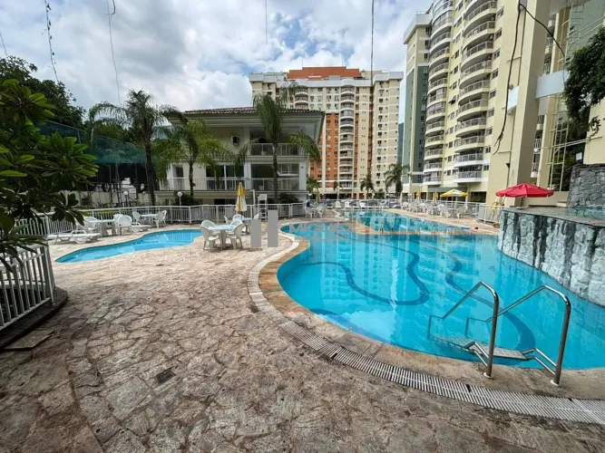 Cobertura Duplex à Venda na Tijuca - Rua Garibaldi - 4 Quartos - 2 Suítes - Terraço Gourme