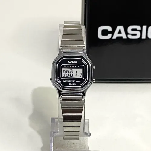 Relógio Casio vintage mini novo + caixa