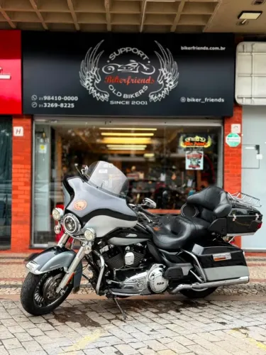 HARLEY ULTRA LIMITED 2013 Motor 103 ci Espetacular !