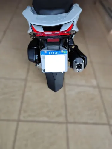 PCX 160 branca 25/25 Sem Detalhes!