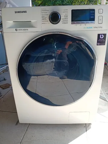 Lava seca higienizada funcionando tudo perfeitamente a toda prova 