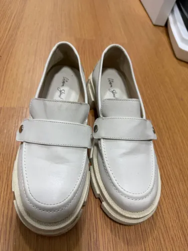 Sapato Mocassim Tratorado