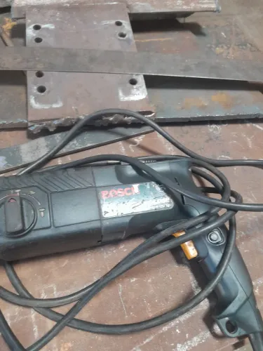 Furadeira martelete Bosch