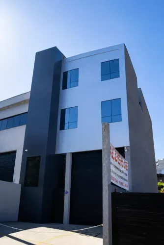 Sala/Conjunto para aluguel possui 21 metros quadrados em Laranjeiras - Caieiras - São Paul