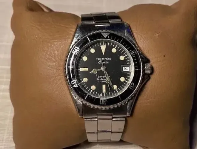 Relógio Technos Skydiver ETA Quartz