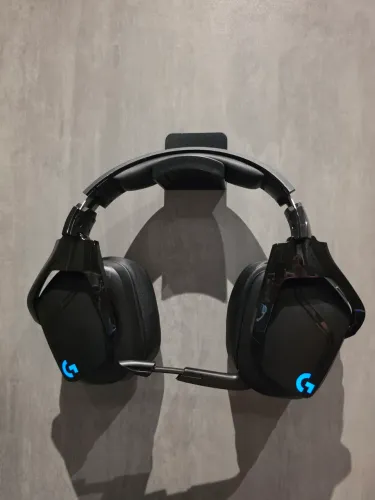 Fone de ouvido Logitech G935