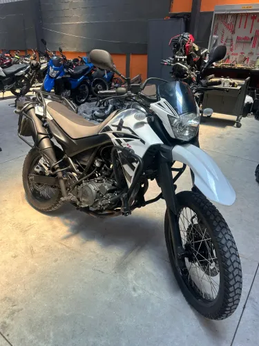 Yamaha XT660R 2015 Branca - Muito Conservada - Oportunidade