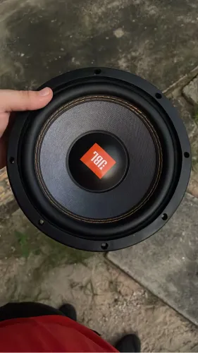 Sub jbl de 8 pol