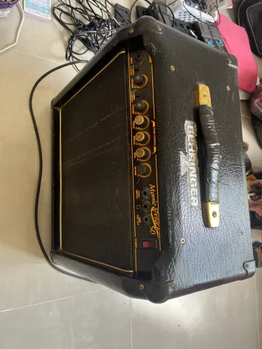 Amplificador