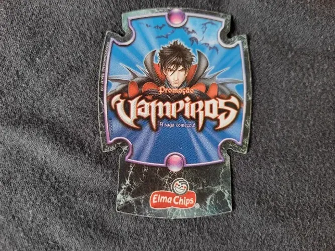 Carta Card Coleção Vampiros Personagem Arqueiro Hunter Elma Chips Ano: 2009