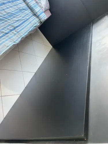 móvel em MDF preto