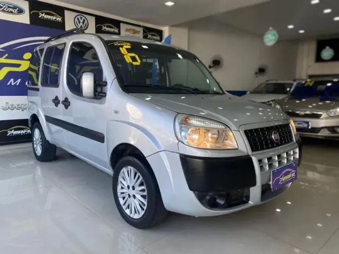 Fiat Doblo Essence 1.8 Flex 16V 5P 2016