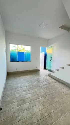 VENDO EXCELENTE CASA RECEM CONSTRUIDA NO BOSQUE DO IPÊ
