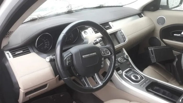 Sucata Evoque 2013 para retirada de peças