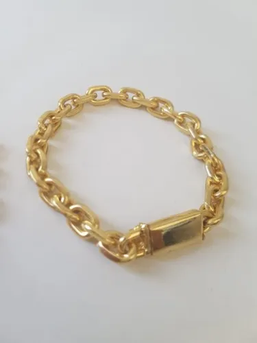 Pulseira Maciça Cadeado 10mm Luxo em banho Ouro 18k laminada e fecho gaveta