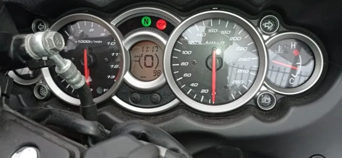 Sucata de moto para retirada de peças Hayabusa 2018 importada