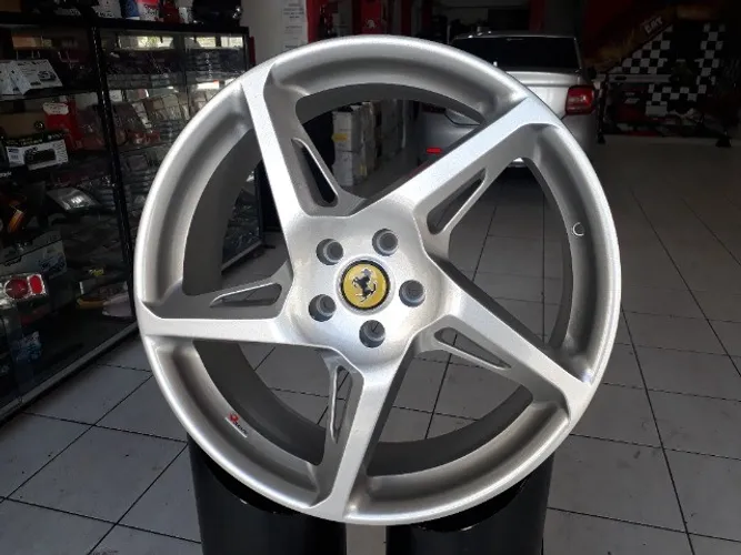 Rodas Esportivas Aro 20 Volcano 20 Rocket Ferrari