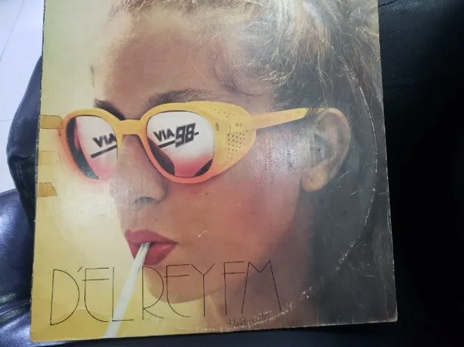 LP Via 98 Radio Delrey (Radio 98 FM)