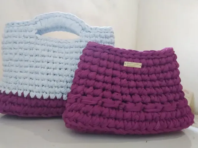 Bolsas em crochê 50,00 ateliê kairos