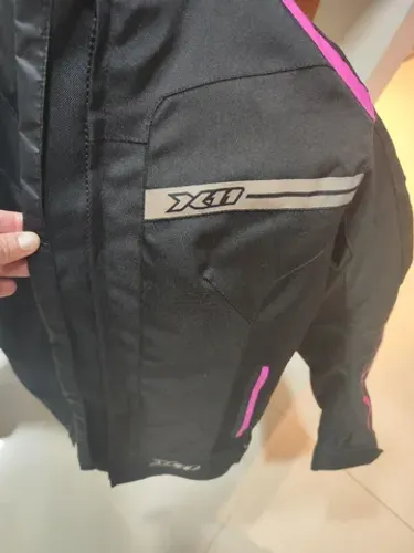 Jaqueta X11 One 2 Feminina como nova.