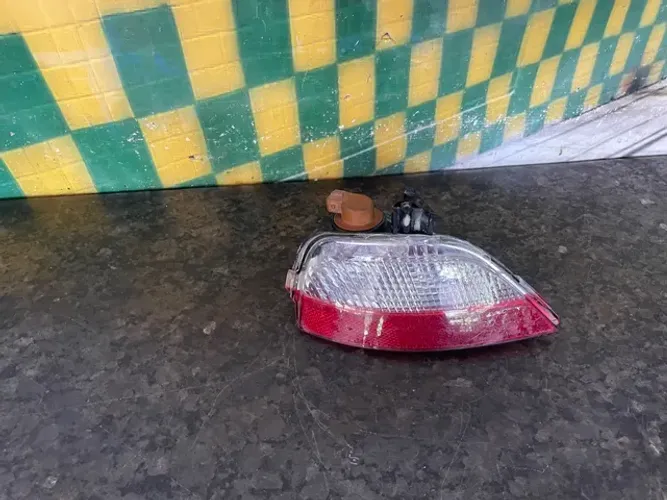 Lanterna pára-choque traseiro re renalt captur 