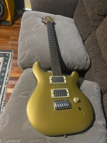 Guitarra Artwood
