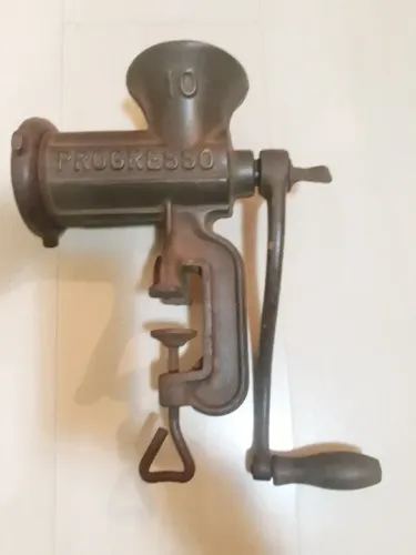 Moedor de Carne Antigo Sem Uso
