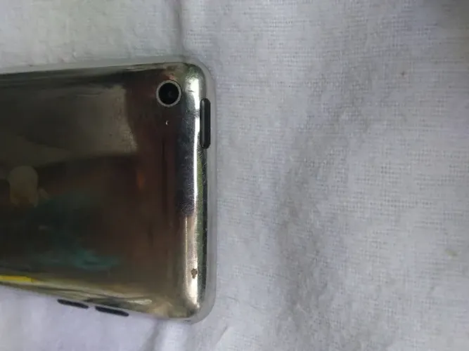 Apple iPod Touch modelo no A1213 1a geração 8GB cromado
