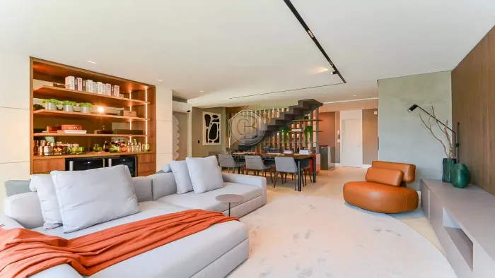 COBERTURA com 3 dormitórios à venda com 447m² por R$ 4.250.000,00 no bairro Cabral - CURIT