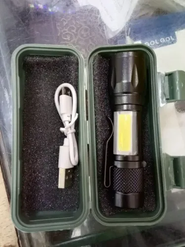 Lanterna Recarregável USB Impermeável