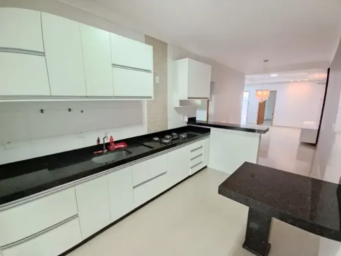 CASA 3/4 SETOR MOINHO DOS VENTOS