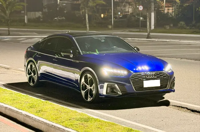 Audi A5 S-LINE QUATTRO MHEV 2024 - 10.000km - REVISADO