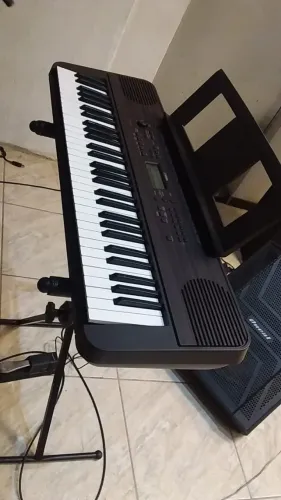 teclado yamaha psr e 360 com suporte e pedal