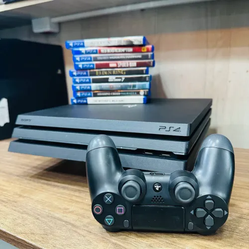 PlayStation 4 | PS4 PRO 4K 1TB + 11 Jogos | 2 Controles e 1 ano garantia