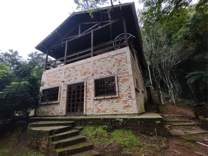 Sítio em Morungava- Gravataí/RS parada 92 açude e duas casas 