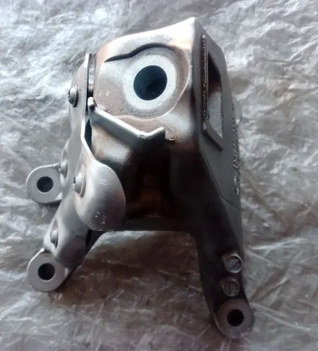 BMW 320I G20 SUPORTE COXIM MOTOR LADO ESQUERDO 21038310 