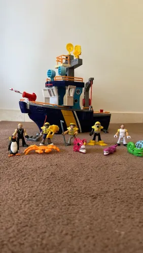 Brinquedo Super Navio Imaginext + Acessórios e Submarino