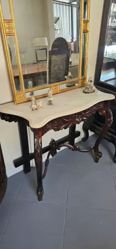 Móveis antigos, aparador antigo madeira e marmore, antiguidades