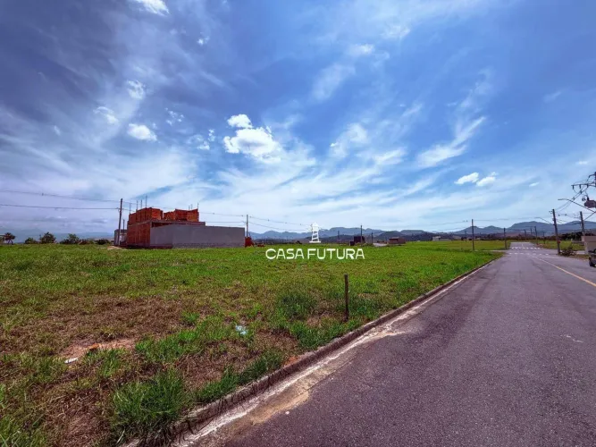 Terreno à venda, 252 m² por R$ 125.000 - Village - Porto Real/Rio de Janeiro