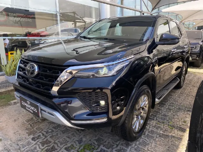 Toyota Hilux SW4 SRX 4X4 2.8 TDI 16V Dies. Aut. 2023