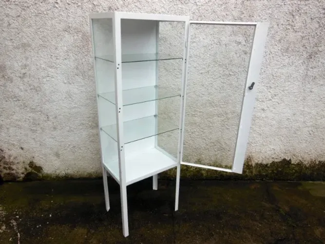 Vitrine Antiga Em Metal C/ Prateleiras De Vidro 150 X 50 X 34