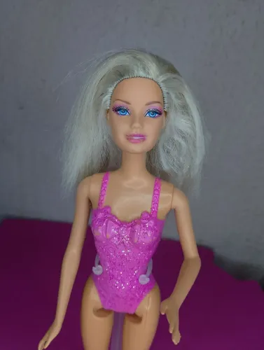 Boneca Barbie Loira 