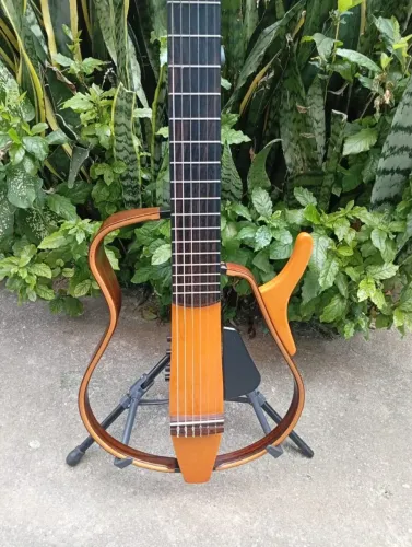 Violão Yamaha Silent SLG 130NW IMPECÁVEL