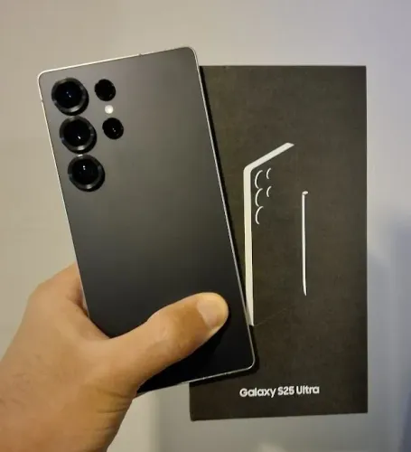S25 ultra - 256GB - Preto - Novíssimo (Na garantia até 07/2026)