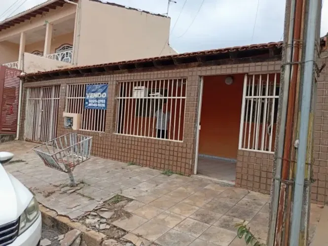 VENDE-SE CASA - QNM 40, Conjunto "Q", Setor M Norte - TAGUATINGA/DF