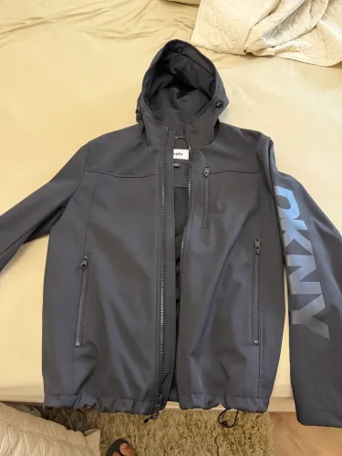 Jaqueta DKNY impermeável top