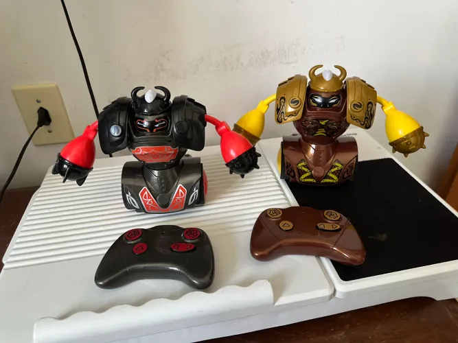 Brinquedo Robô de batalha 