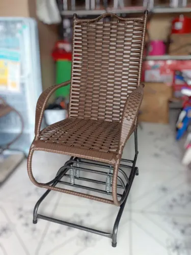 CADEIRA DE EMBALO DE FIBRA 4  MOLAS