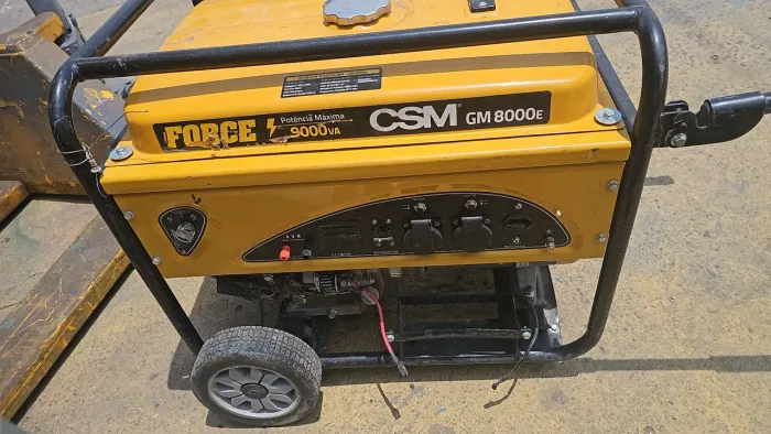 GERADOR A GASOLINA  8000 WATS