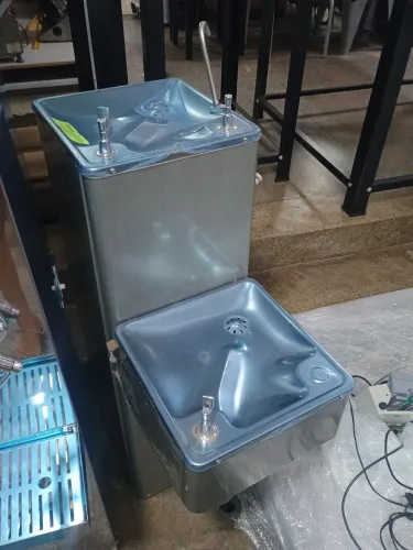 Bebedouro duplo - novo 